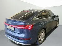 Gebraucht Audi e-tron S-Line 230 kW (313 PS) 2022 Plasmablau metallic SUV
