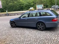 Gebraucht Mercedes E220 150 PS (110 kW) 2004 Blau Kombi
