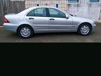 Gebraucht Mercedes C180 143 PS (105 kW) 2003 Silber Limousine