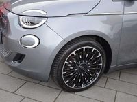 Gebraucht Fiat 500e La Prima 86 kW (118 PS) 2022 Colore esterno mineral grau Limousine