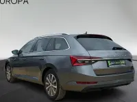 Gebraucht Skoda Superb Style 150 PS (110 kW) 2023 Graphite grau metallic Kombi
