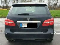 gebraucht Mercedes B180 CDI*Exklusive Paket *Kamera*Leder*Navi*Led