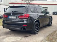 Gebraucht BMW X5 M50 Performance 382 PS (280 kW) 2017 Schwarz SUV
