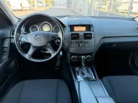 Second-hand Mercedes C200 136 CP (100 kW) 2011 Argintiu Berlinǎ