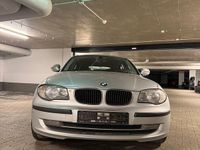 Gebraucht BMW 118 143 PS (105 kW) 2010 Silber Kleinwagen