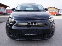 Gebraucht Fiat 500e Style 86 kW (118 PS) 2023 Schwarz Kleinwagen