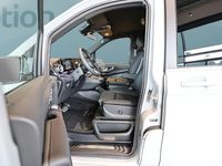 Gebraucht Mercedes V300 237 PS (174 kW) 2026 Grau Van / Kleinbus
