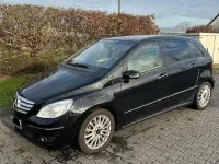 Gebraucht Mercedes B200 193 PS (141 kW) 2006 Schwarz Van / Kleinbus