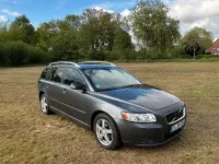 Gebraucht Volvo V50 Business Edition 114 PS (83 kW) 2012 Grau Kombi