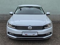 Gebraucht VW Passat Highline 150 PS (110 kW) 2018 Weiß Limousine