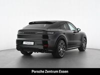 Gebraucht Porsche Cayenne E-Hybrid Coupe Black Edition 470 PS (345 kW) 2025 Chromitschwarzmetallic SUV