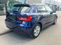 Neu Audi A1 Sportback Sport 116 PS (85 kW) 2025 Navarrablau metallic Kleinwagen