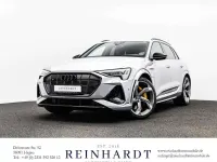 Usata Audi e-tron Ambiente 369 kW (503 CV) 2022 Argento SUV