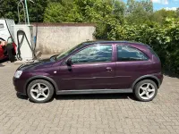 Usata Opel Corsa 80 CV (58 kW) 2006 Viola Utilitaria