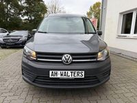 Gebraucht VW Caddy Maxi Trendline 102 PS (75 kW) 2019 Grau Van / Kleinbus