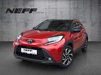 Neu Toyota Aygo X 72 PS (52 kW) 2025 Chili red / night sky black SUV