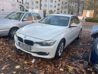 Second-hand BMW 320 184 CP (135 kW) 2012 Alb Berlinǎ