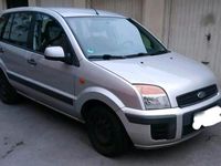 Gebraucht Ford Fusion 80 PS (58 kW) 2011 Silber Kleinwagen