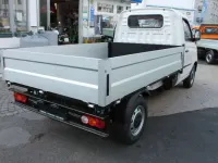 Neu Piaggio Porter 106 PS (77 kW) 2025 Plaster weiss SUV