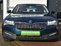 Gebraucht Skoda Superb Style 190 PS (139 kW) 2022 Lavablau metallic Limousine