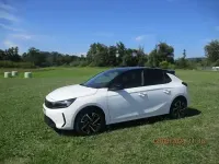 Używany Opel Corsa 101 KM (74 kW) 2024 Biały Hatchback