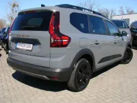 Gebraucht Dacia Jogger Extreme 101 PS (74 kW) 2024 Grau Van / Kleinbus