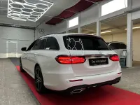 Gebraucht Mercedes E220 AMG 194 PS (142 kW) 2017 Weiß Kombi