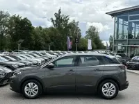 Gebraucht Peugeot 3008 Active 131 PS (96 kW) 2018 Grün SUV