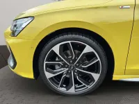 Gebraucht Audi A3 S-Line 150 PS (110 kW) 2025 Gelb Limousine