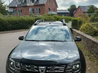 Gebraucht Dacia Duster 114 PS (83 kW) 2017 Schwarz SUV