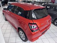 Neu Suzuki Swift Club 83 PS (61 kW) 2026 Orange Kleinwagen