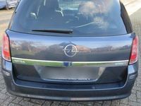 gebraucht Opel Astra 4 Caravan Edition Klima Tempomat 2Hand Kombi Variant