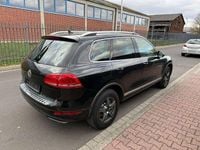 Gebraucht VW Touareg 239 PS (175 kW) 2011 Schwarz SUV