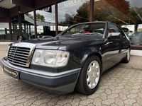 Gebraucht Mercedes E300 AMG 220 PS (161 kW) 1990 Blau Coupé
