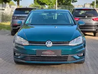 Second-hand VW Golf VII Trendline 110 CP (80 kW) 2017 Verde Berlinǎ