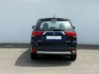 Gebraucht Mitsubishi Outlander Intense 150 PS (110 kW) 2016 Blau SUV