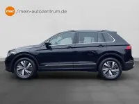 Gebraucht VW Tiguan Elegance 245 PS (180 kW) 2022 Deep black perleffekt SUV