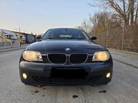 Gebraucht BMW 118 129 PS (94 kW) 2006 Schwarz Kleinwagen