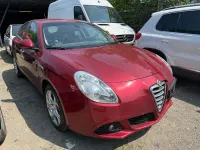 Gebraucht Alfa Romeo Giulietta Impression 105 PS (77 kW) 2010 Rot Kleinwagen