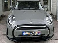 Gebraucht Mini ONE Essential 102 PS (75 kW) 2022 Grau Kleinwagen