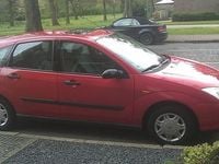 Gebraucht Ford Focus 75 PS (55 kW) 1999 Rot Limousine