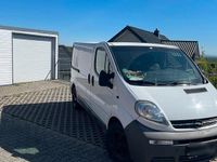 Second-hand Opel Vivaro 100 CP (73 kW) 2006 Alb Monovolum