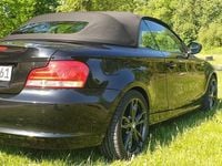 Gebraucht BMW 118 Cabriolet Advantage 143 PS (105 kW) 2011 Schwarz Cabrio