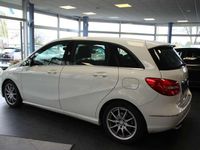 gebraucht Mercedes B180 - SPORTPAKET - Navi - SHZ - AHK -