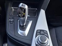 Gebraucht BMW 320 184 PS (135 kW) 2013 Grau Limousine