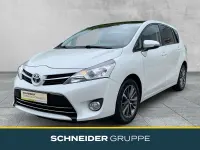Gebraucht Toyota Verso Comfort 147 PS (108 kW) 2016 Weiß Van / Kleinbus