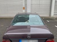 Gebraucht Mercedes E300 170 PS (125 kW) 1992 Violet Coupé