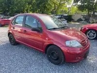 Gebraucht Citroën C3 Comfort 68 PS (50 kW) 2008 Farbe luziferrot/metalliclack Kleinwagen