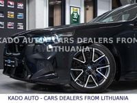 Używany BMW M5 Basis 727 KM (534 kW) 2024 Czarny Sedan/Limuzyna