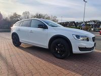 Gebraucht Volvo V60 CC 190 PS (139 kW) 2017 Weiß Kombi